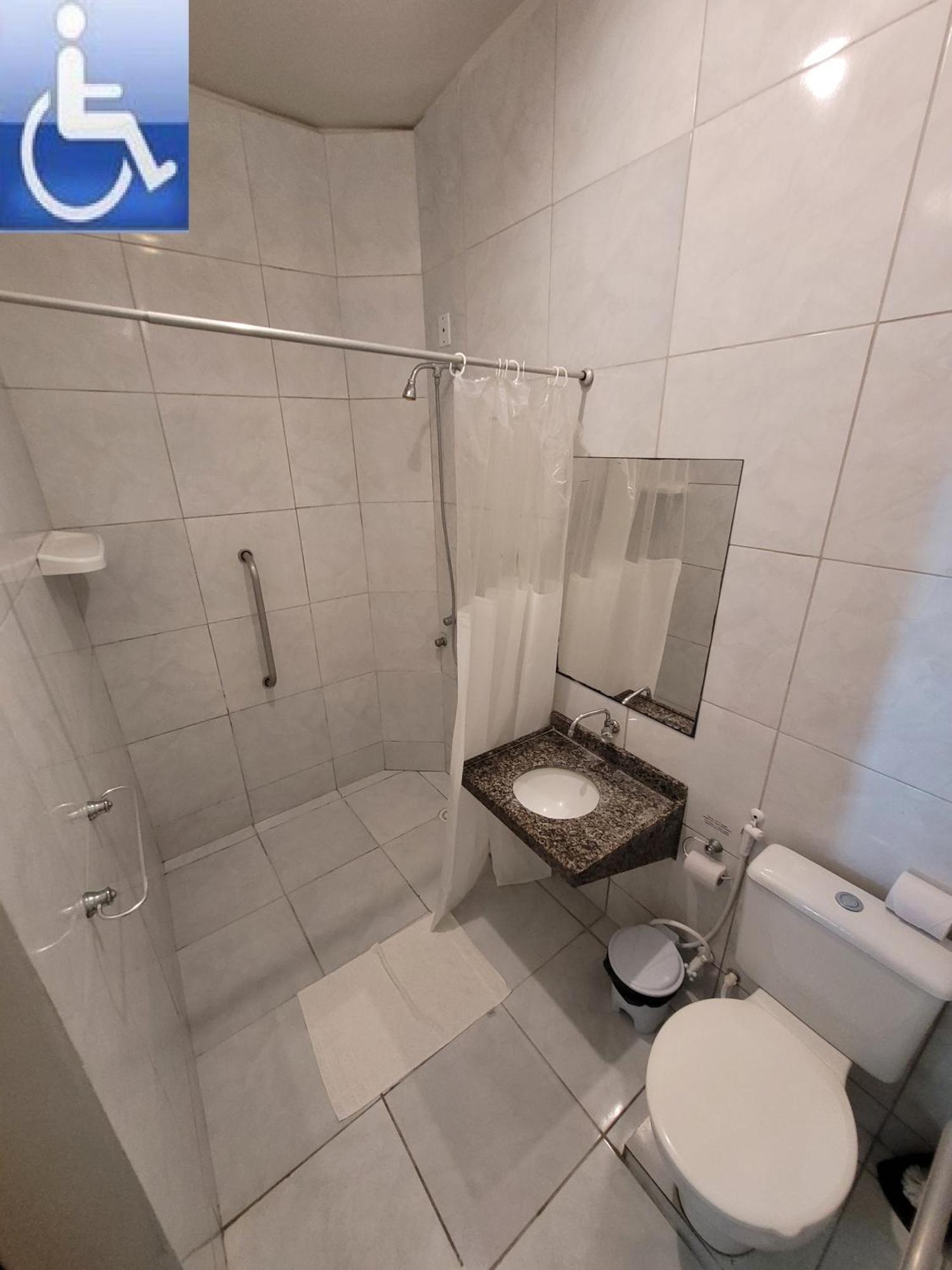 Quarto Triplo Standard com Vista Mar